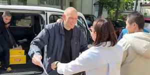 Ελεύθερος αφέθηκε από τις φυλακές, ο ηγέτης της αντιπολίτευσης Σερβάι Τιχανόφσκι