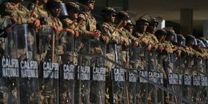 Στρατιώτες της Εθνοφρουράς στο Λος Άντζελες