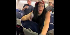 Μια μεθυσμένη επιβάτης προκάλεσε χάος σε πτήση της Southwest Airlines από το αεροδρόμιο LaGuardia