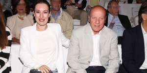 Ο Μίμης Δομάζος με την κόρη του Πόπη