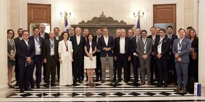 Συνάντηση Μητσοτάκη με αντιπροσωπεία του MEDEF