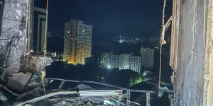 Εικόνα μέσα από κατεστραμένο διαμέρισμα στην Οδησσό της Ουκρανίας