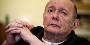 Πέθανε ο Βασίλης Παπαβασιλειου