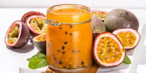 Μαρμελάδα με φρούτα του πάθους / Φωτογραφία: shutterstock