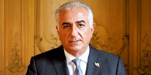 Το καθεστώς του Ιράν έχει φτάσει στο τέλος του, απομένει μία λαϊκή εξέγερση, λέει ο Ρεζά Παχλαβί