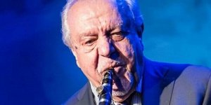 Ο Πετρολούκας Χαλκιάς