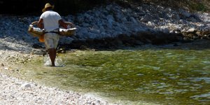Πλανόδιος πωλητής λουκουμάδων