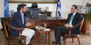 Πρέσβης του Κατάρ Άλι Αλ Μανσούρι και δήμαρχος Χανίων Παναγιώτης Σημανδηράκης