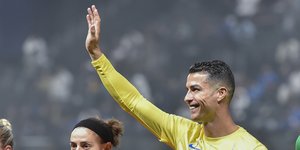 Ο Κριστιάνο Ρονάλντο, με τη φανέλα της Αλ Νασρ