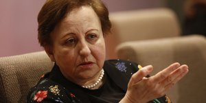 Σιρίν Εμπαντί