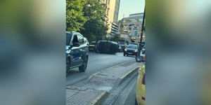 Αυτοκίνητο τούμπαρε στη Μιχαλακοπούλου
