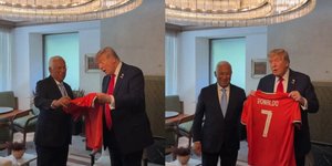 Ο Ντόναλντ Τραμπ λαμβάνει από τον Αντόνιο Κόστα μια υπογεγραμμένη φανέλα του Κριστιάνο Ρονάλντο