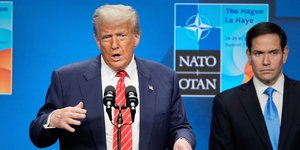 Ο Ντόναλντ Τραμπ στην συνέντευξη Τύπου μετά την Σύνοδο Κορυφής του ΝΑΤΟ
