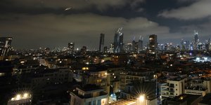 Ιχνη βλημάτων στον ουρανό του Τελ Αβίβ απόψε