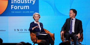 Φον Ντερ Λάιεν από Χάγη: Η Ευρώπη της άμυνας έχει επιτέλους ξυπνήσει 