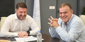 Ο περιφερειάρχης Νίκος Χαρδαλιάς με τον δήμαρχο Παλλήνης Χρήστο Αηδόνη