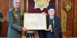 Ο αρχηγός ΓΕΕΘΑ με τον Οικουμενικό Πατριάρχη Βαρθολομαίο