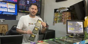 Γιώργος Καράτζαλης, ιδιοκτήτης καταστήματος ΟΠΑΠ στη Λιβαδειά