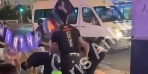 Έπεσαν μπουνιές και κλωτσιές για έναν λογαριασμό