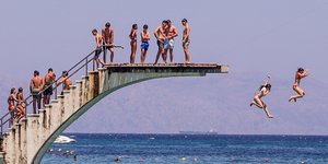 Βουτιές στη Ρόδο