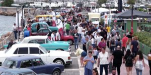 To 6o Alimos Classic Car Sunday