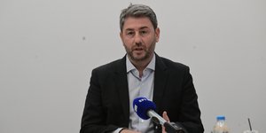 Ο Νίκος Ανδρουλάκης στο Συντονιστικό Πολιτικό Κέντρο