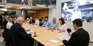 Συνεδρίαση του Συντονιστικού Πολιτικού Κέντρου υπό τον Νίκο Ανδρουλάκη