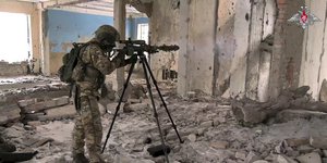Οι απώλειες της Ρωσίας στον πόλεμο με την Ουκρανία έφθασαν τους 118.139 στρατιωτικούς, σύμφωνα με την καταγραφή του BBC