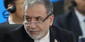 Ο Αμπάς Αραγτσί