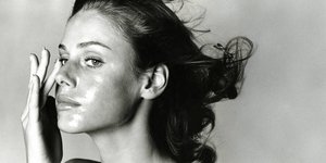 Η κρέμα ματιών που τα κάνει όλα -Κάλυψη, ενυδάτωση και αντηλιακή προστασία σε ένα βήμα