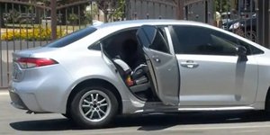 Το αυτοκίνητο, στο οποίο παράτησε κλειδωμένα τα παιδιά της η 20χρονη μητέρα