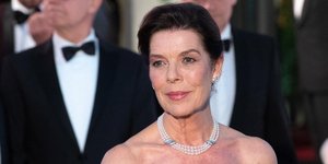 Καρολίνα του Μονακό: Τα 6 καλοκαιρινά κομμάτια που δεν αποχωρίζεται ποτέ η πιο κομψή γυναίκα της Ευρώπης