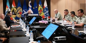 Συνάντηση Δένδια-Πετραλιά