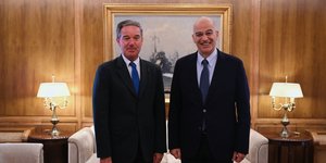 Ο Νίκος Δένδιας υποδέχθηκε τον Βέλγο πρέσβη, Μαρκ Καλκοέν 