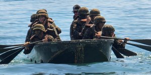Δείτε εντυπωσιακές εικόνες και βίντεο από την θερινή εκπαίδευση της Στρατιωτικής Σχολής Ευελπίδων