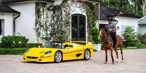 Ralph Lauren -Το απίστευτο ποσό που θα πιάσει η Ferrari του