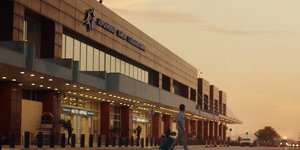 Ο Mr. Andrews στη νέα καμπάνια της Fraport Greece
