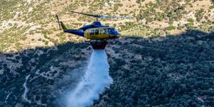 Συνεχίζεται η κατάσβεση των πυρκαγιών στα φλεγόμενα μέτωπα