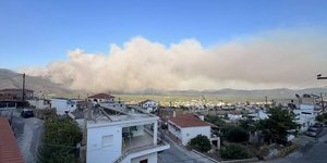 Φωτιά στους Μολάους