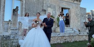 Η συγκίνηση του Sting στο γάμο της κόρης του -Ένα τριήμερο «όνειρο» στη Σικελία