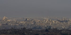 14 άνθρωποι σκοτώθηκαν σε νέα ισραηλινά πλήγματα στη Γάζα