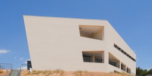 κτίριο γεωμετρικό γωνίες Πεντέλη 