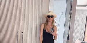 Η Γκουίνεθ Πάλτροου στα 52 της ποζάρει με το μαγιό της και απολαμβάνει το καλοκαίρι στο Κάπρι