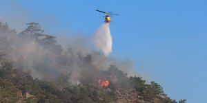 Καλύτερη η εικόνα της φωτιάς στην Ιεράπετρα