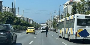 Ηλεκτρικό πατίνι στη Λ.Συγγρού