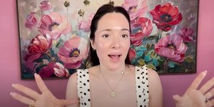 Η Καλομοίρα στο YouTube 