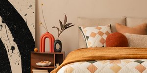 Η IKEA κυκλοφόρησε το πιο έξυπνο έπιπλο του καλοκαιριού -Μεταμορφώνεται από καρότσι σε κομοδίνο σε χρόνο μηδέν