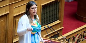 Η Ζωή Κωνσταντοπούλου από το βήμα της Βουλής 