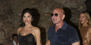 Λόρεν Σάντσεζ και Τζεφ Μπέζος στο Σεν Τροπέ