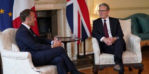 Μακρόν Στάρμερ